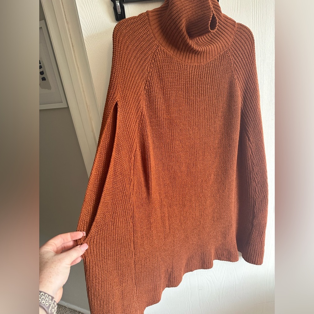 SHEIN Curve 3XL(18) Rust Brown Turtleneck Cloak Sleeve Knit Top.